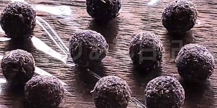 葛の花の丸薬が出来上がり